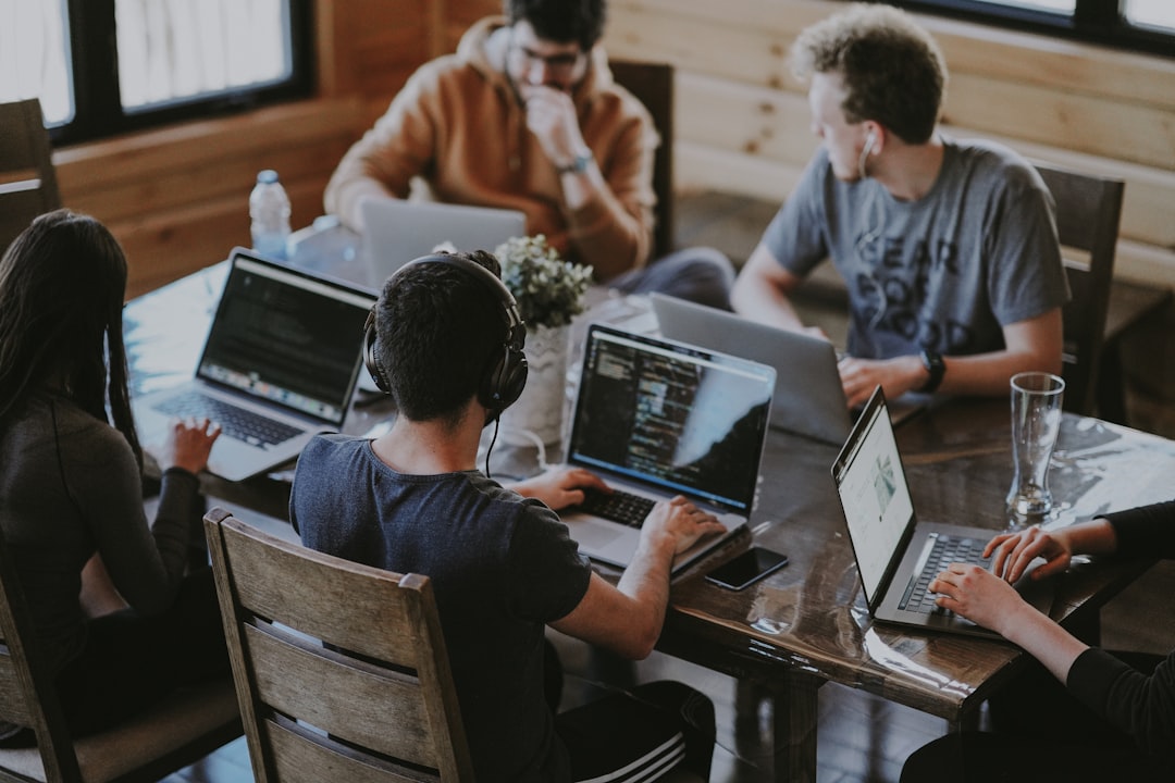 Tabla comparativa de herramientas de automatizacion empresas